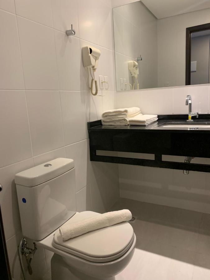 Hotel Ramada By Wyndham Manaus Torres Center Extérieur photo