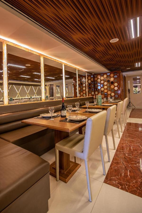 Hotel Ramada By Wyndham Manaus Torres Center Extérieur photo